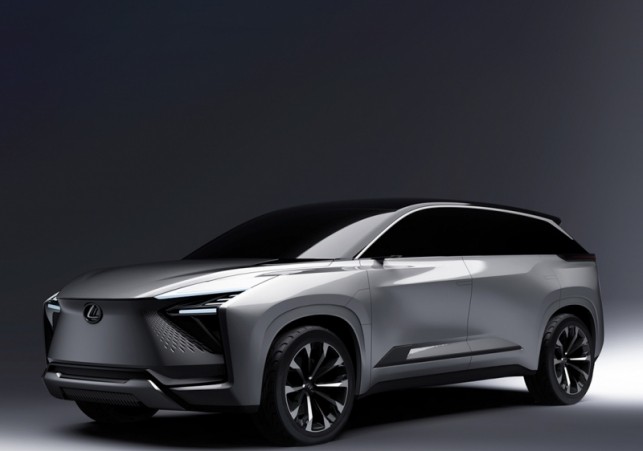 suv lexusa